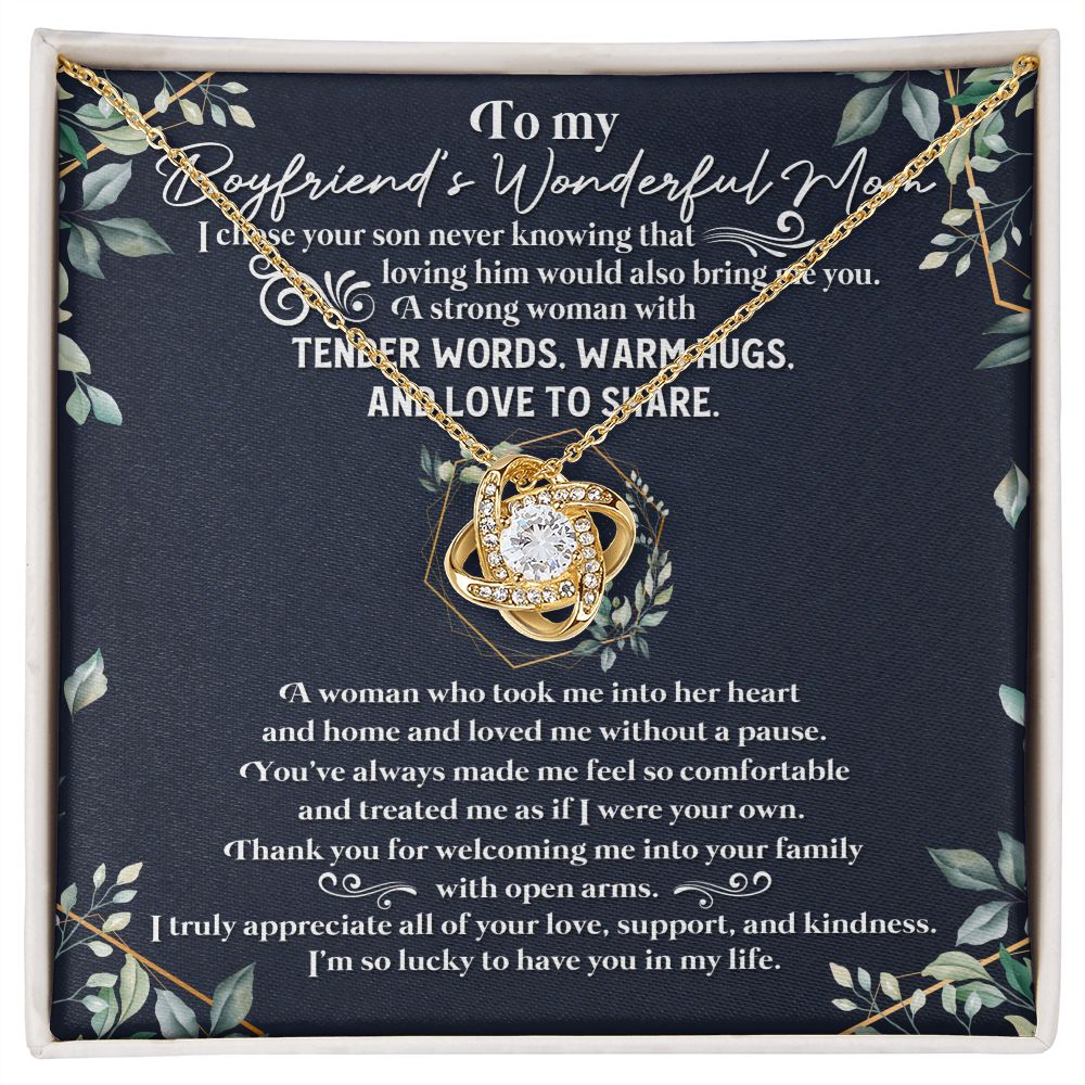 A Woman Who Took Me Into Her Heart Mom Necklace Gift For