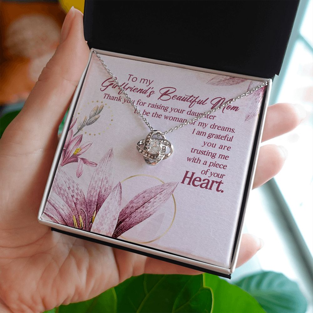 Thank You For Raising Your Daughter To Be The Woman Of My Dreams - Mom Necklace, Gift For Girlfriend's Mom, Mother's Day Gift For Future Mother-in-law
